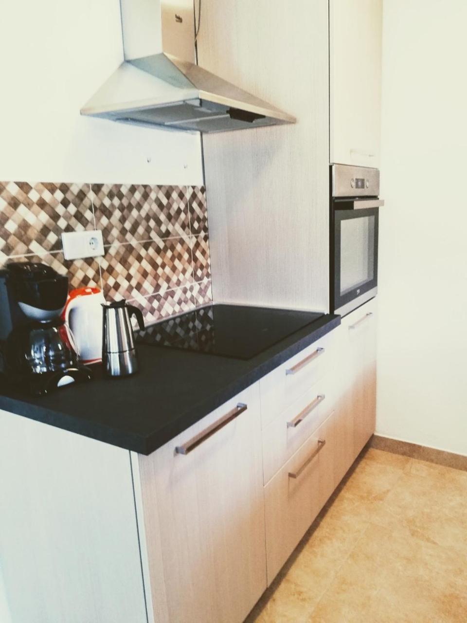 Apartment Surdić Valun Exterior foto